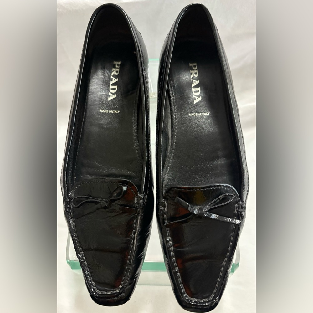 Prada Black Patent Leather Loafers Flats Size 7.5 - Picture 4 of 9